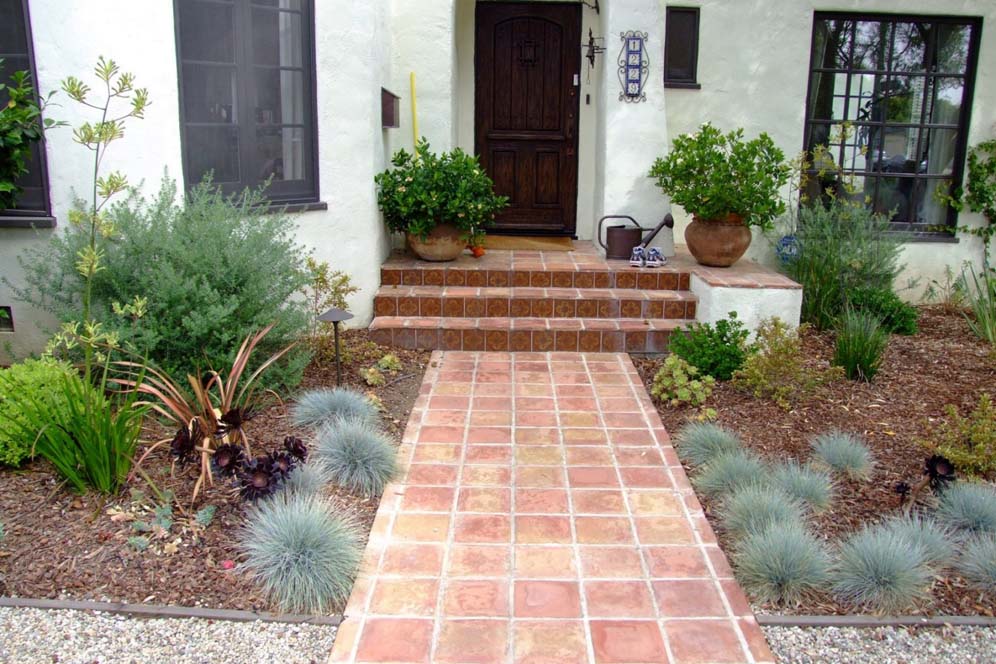 Tiled Entryway and Garden