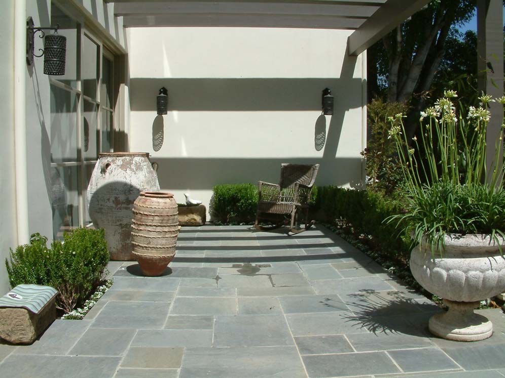 Tiled Patio Area